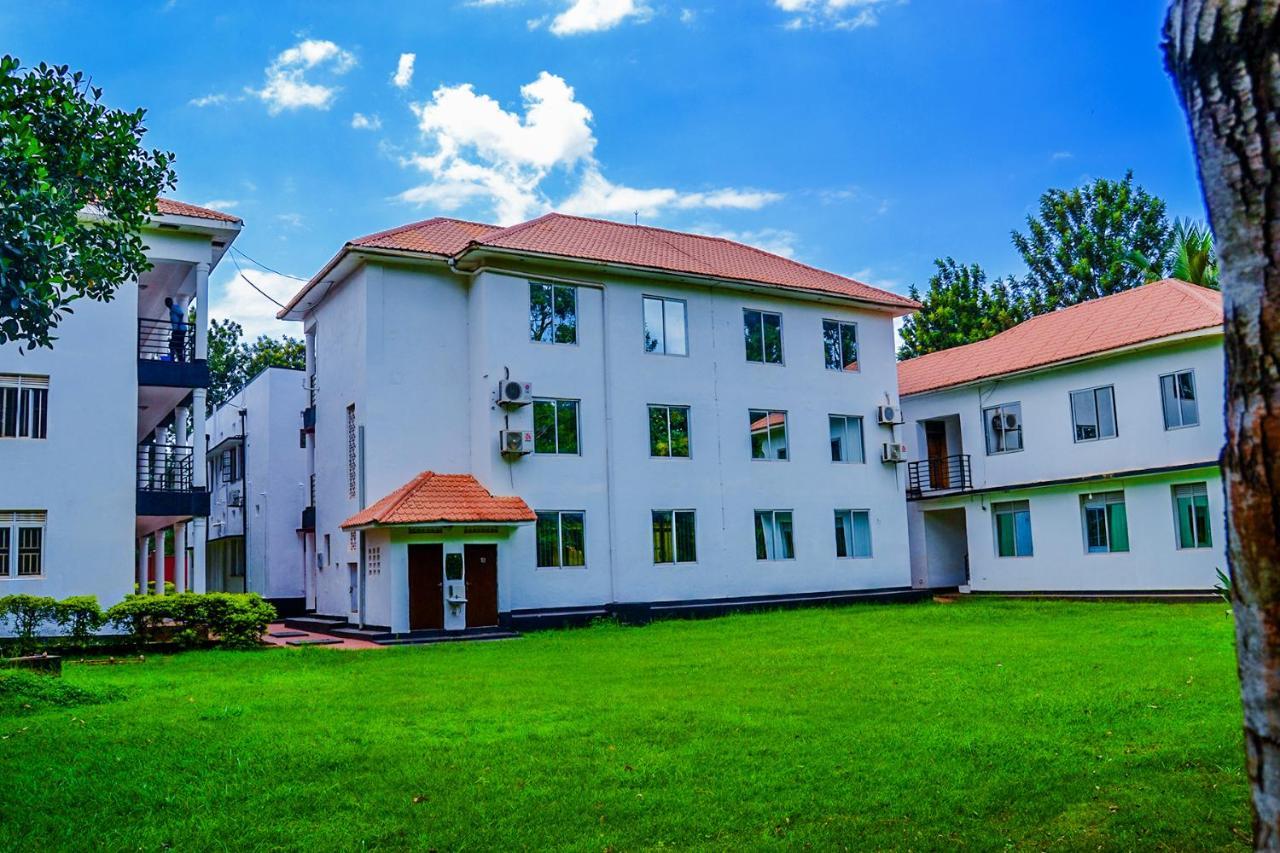 Bilkon Hotel ジンジャ エクステリア 写真